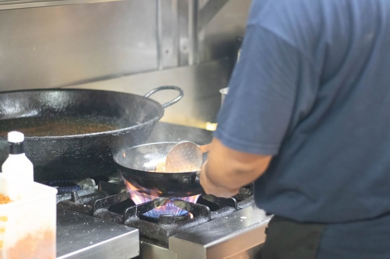 Las cocinas de K-Chopo están que arden! Arrancamos la semana! #kchopo #cachopo #elprat